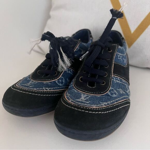 Louis Vuitton Kids Denim Logo Sneakers Size 32 (US 1) - Picture 1 of 10